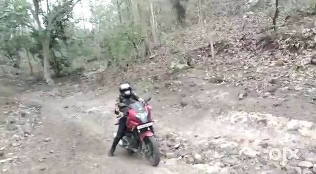 Pulsar 220 model 2009 km46000 new batterytyre