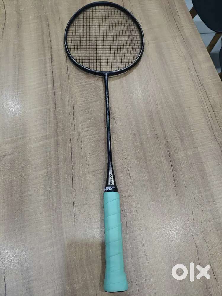 Yonex badminton racket