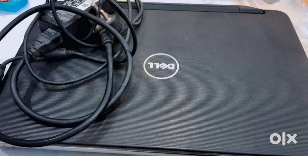 VOSTRO DELL LAPTOP @5500/-
