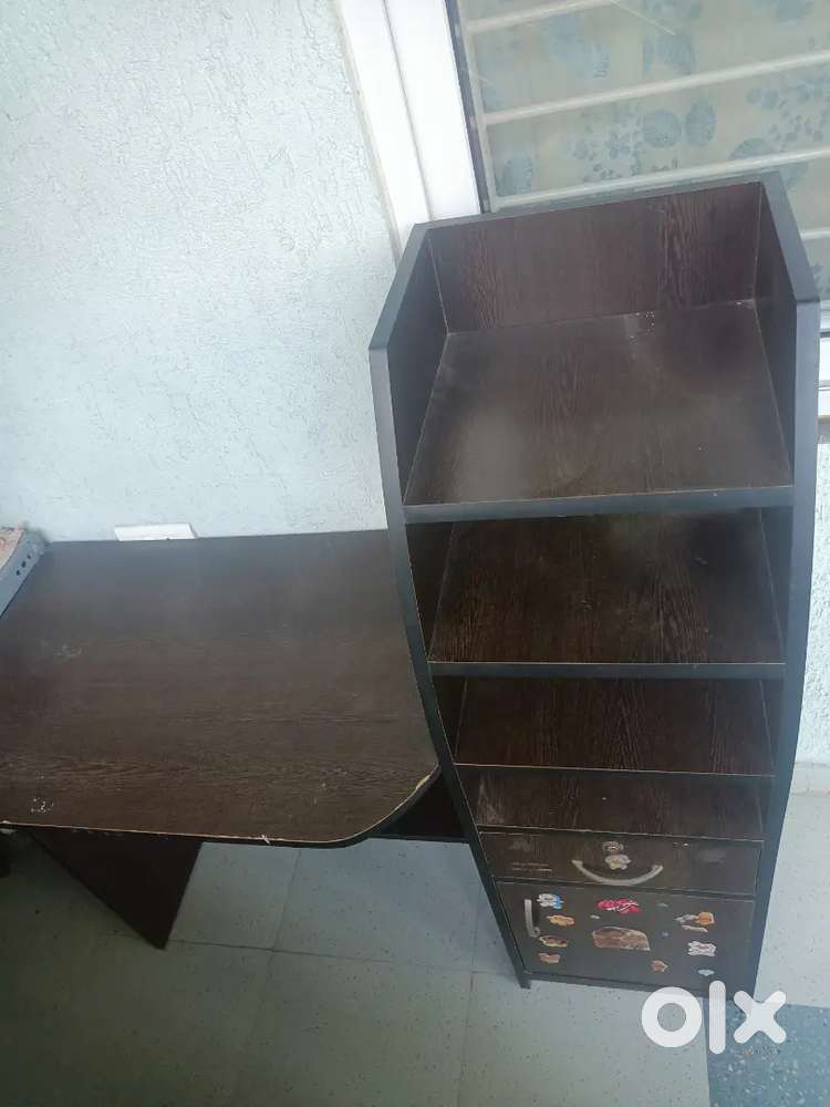 Study table for students