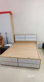 NEW QUEEN SIZE BOX STORAGE BED IN FACTORY PRICETRY