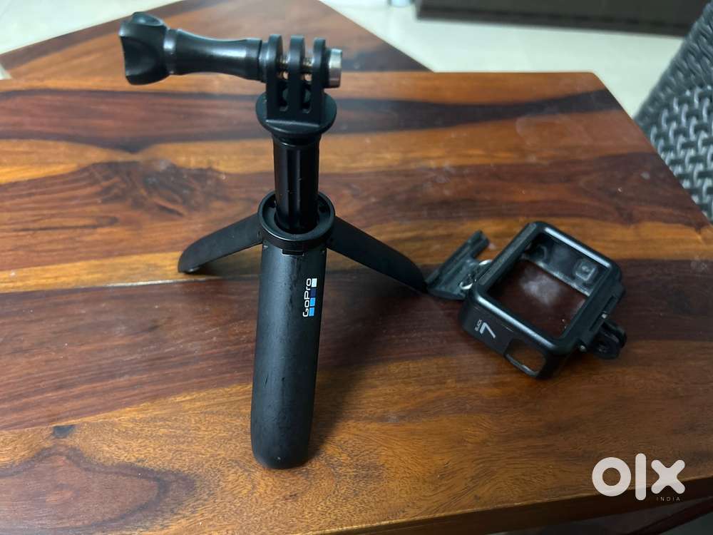 GoPro Hero 7 Original Stand & Skeleton Cover