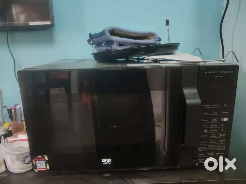 Convection microoven and air fryer