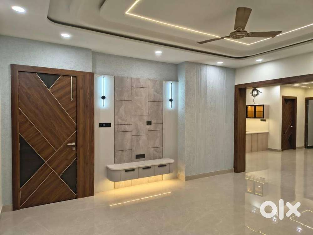 Luxury 2152 sqft West Facing Villa for Sale at Gomti Nagar