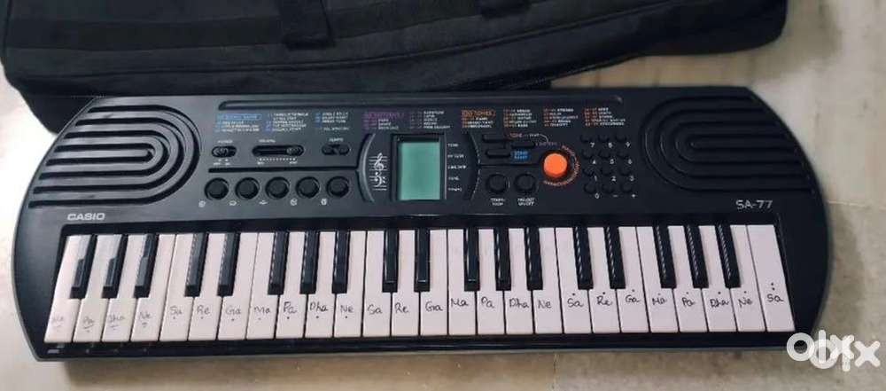 Casiotone Mini Keyboard SA-81 with Piano