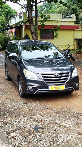 Toyota Innova 2.5 V 7 STR, 2015, Diesel