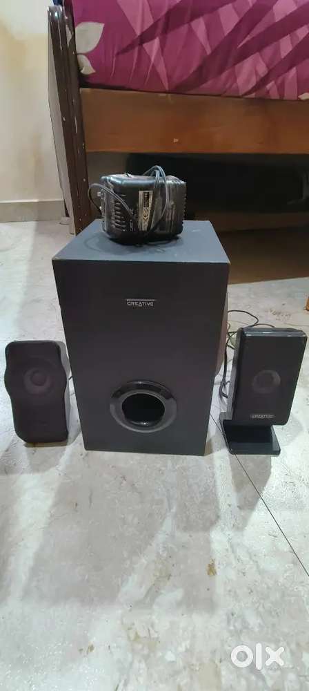 Creative 2.1 Channel speakers with Sub Woofer