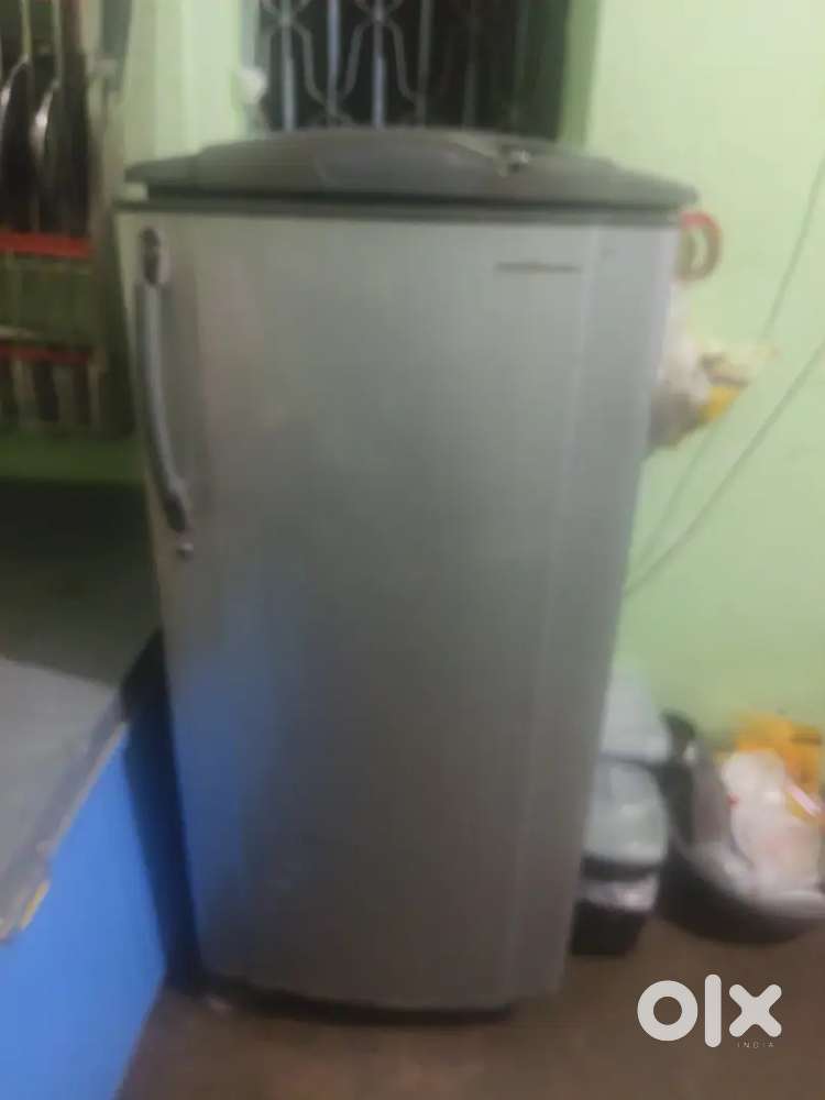 Fridge bechna hai