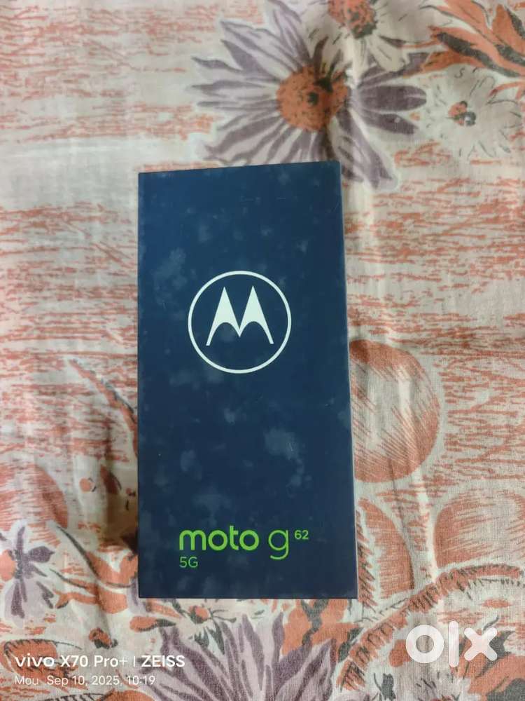 Selling Moto g62 6gb 128gb Rs.10000 only