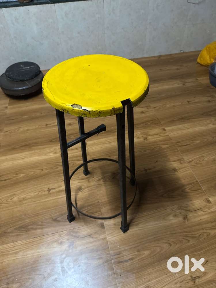 Cafe hotel chair or stools best durability