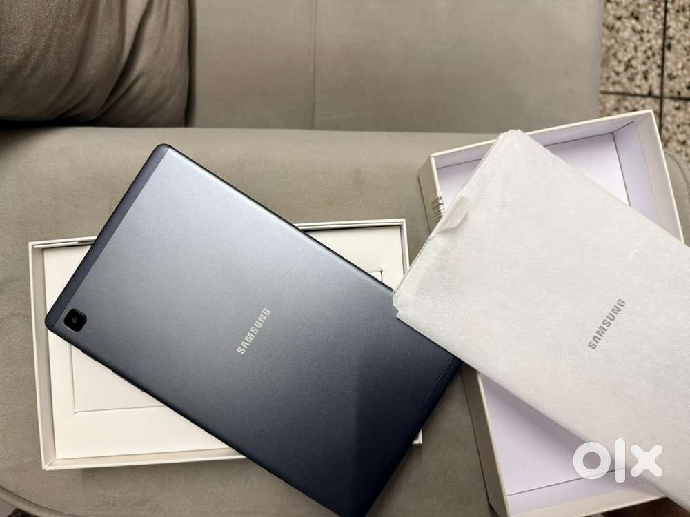 Brand New Condtion Samsung Tab A7 Lite Space Grey bill Box