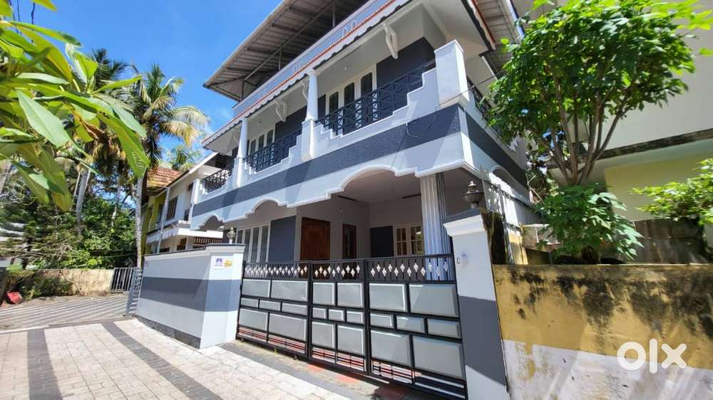Individual House, Gated commuinity