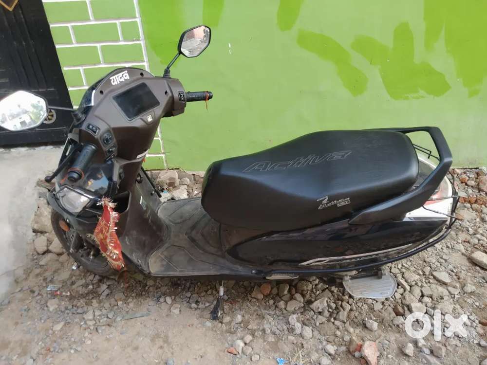 A bike is good condition