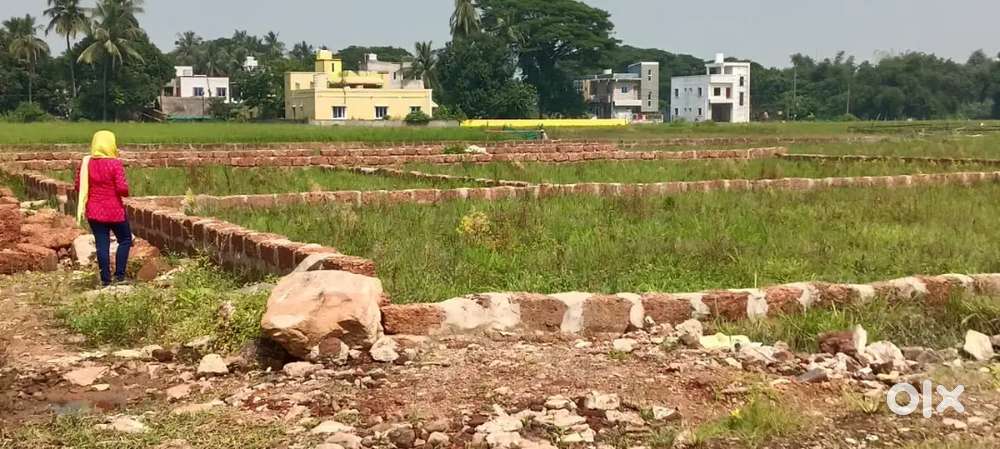 Plot for sale near Tankapani bridge .