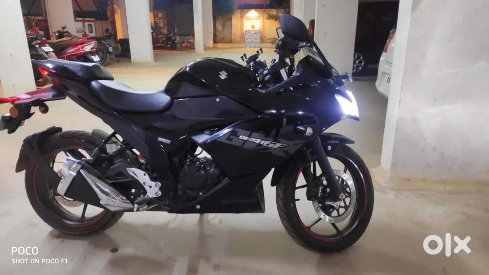 Well-Maintained Suzuki Bike for Sale – Hardly Used