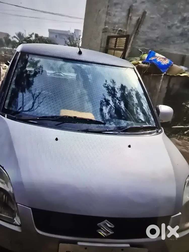 Maruti Suzuki Swift 2006 Petrol 99000 Km Driven