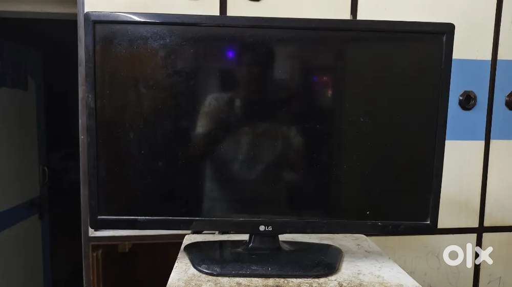 LG 24 inch LED tv for sale