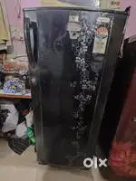My videocon fridge single door 190L ok condition urgent sell