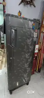 Whirlpool 215 ltr single door refrigerator with very good condition