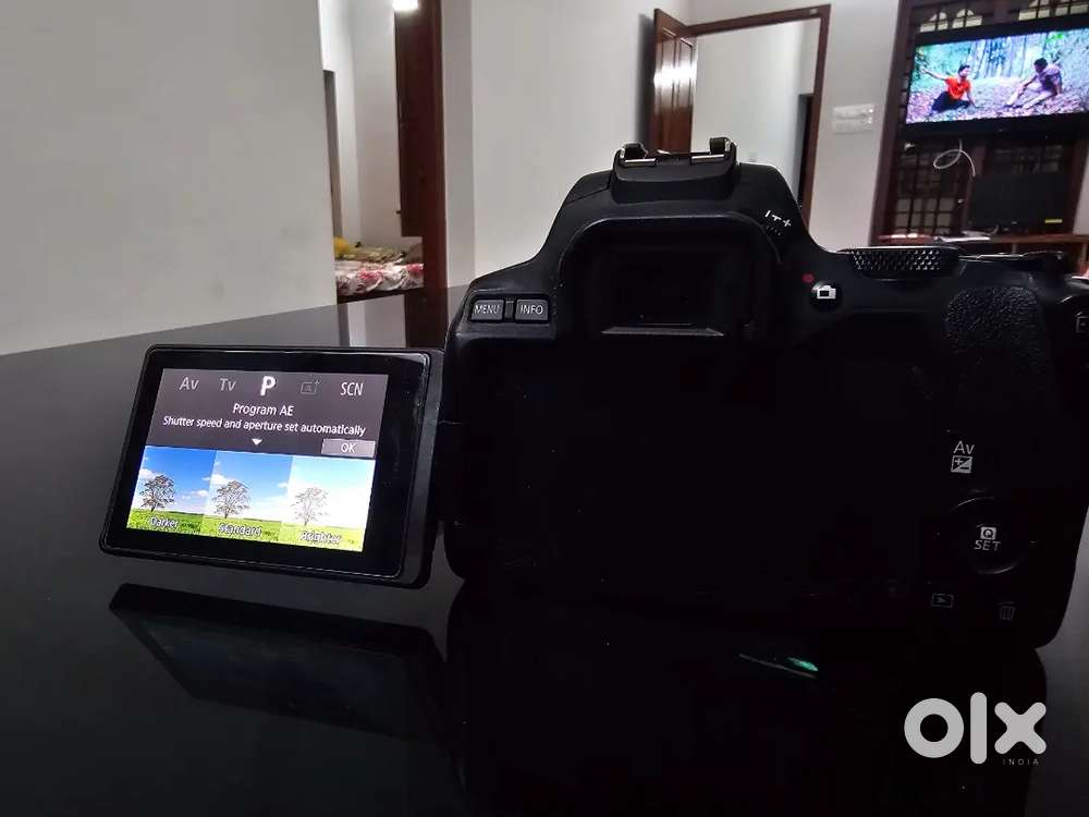 Canon 200D Mark II DSLR  Low Shutter Count  Perfect for Beginners