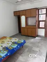 3 bedroom set with kitchen and 2 washrooms