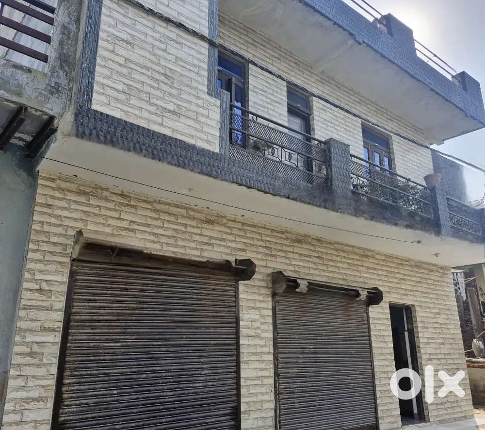 60 gaj 2 floor house for sale, with tiles on walls and floor