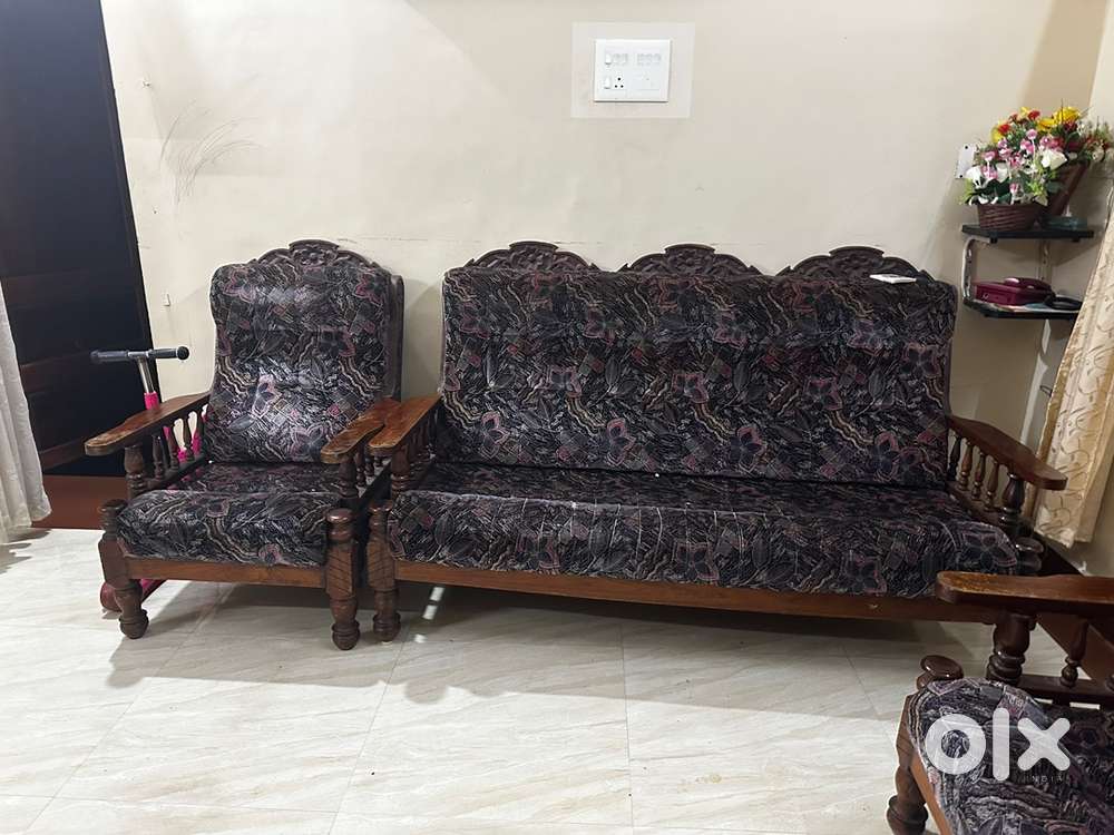 Sofa Set for Sale ( 3 Seater + 2 x 1 Seater)