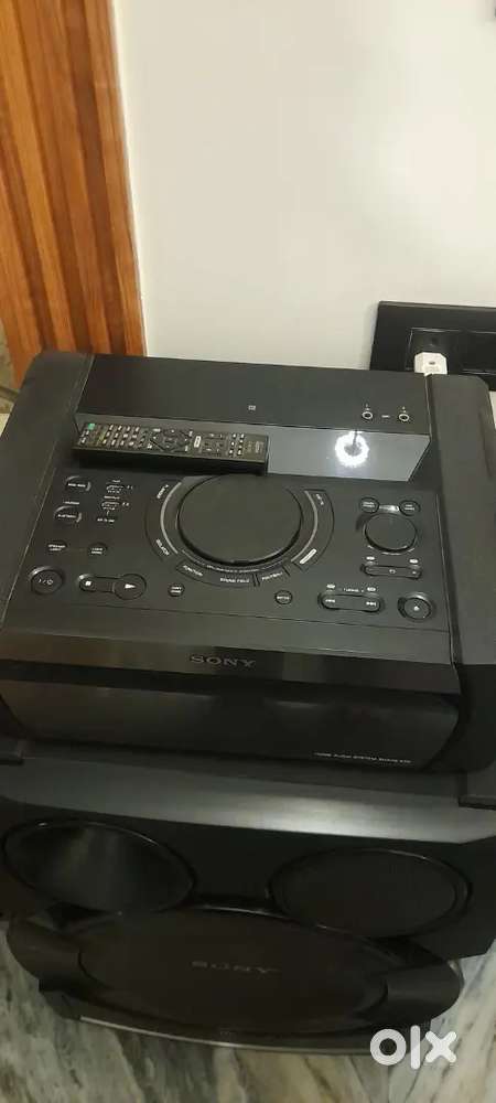 DJ type Sony music system