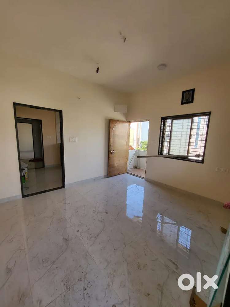 2 bhk available behind Shakuntala lawns
