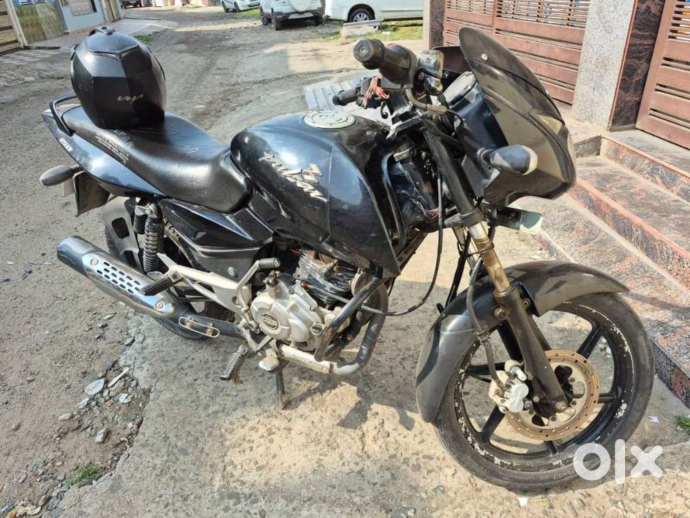 Bajaj pulsar 2012