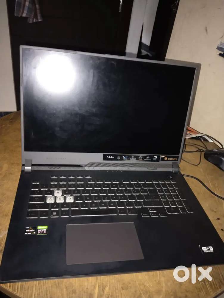 Asus Rog strix laptop