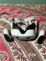 Meta Quest 3s 128gb with 2 controllers