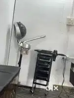 Lux lock saloon