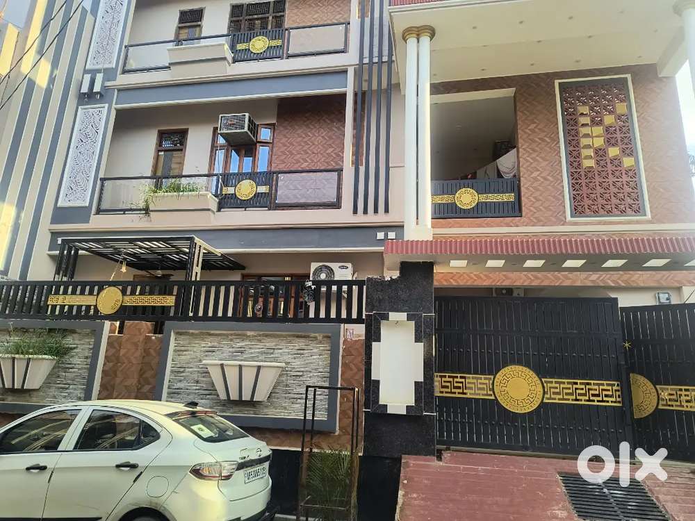 2 BHK flat on Third Floor with Terrace (Fixed Rent)