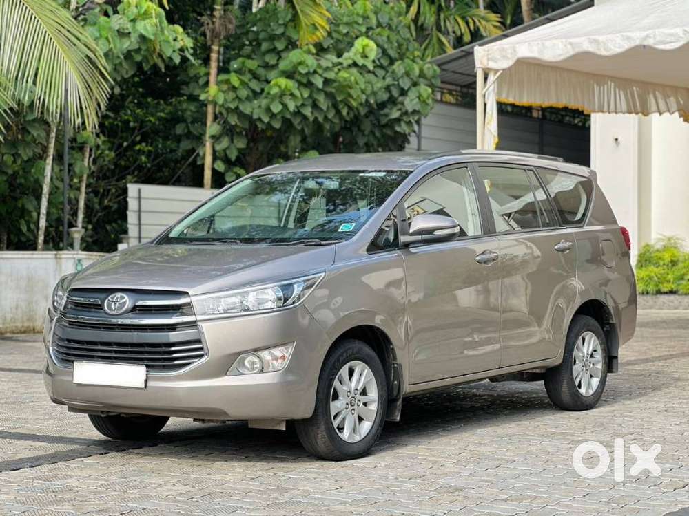 Toyota Innova Crysta 2.8 GX AT, 2016, Diesel