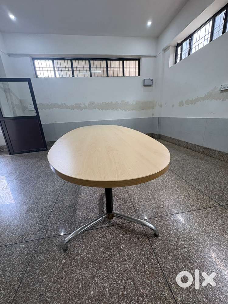 Godrej Office Table