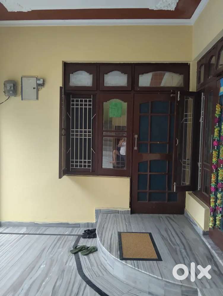 Girls PG and family rooms set