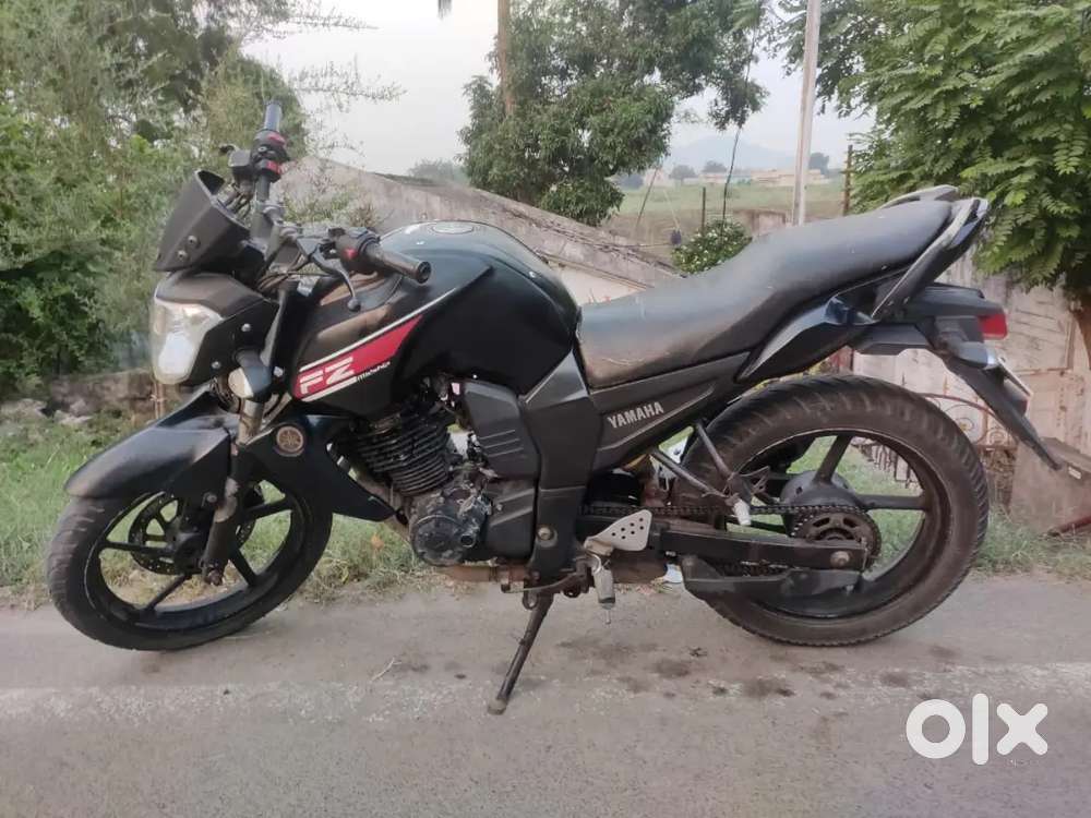 Yamaha FZ bike available