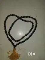 Ebony wreath