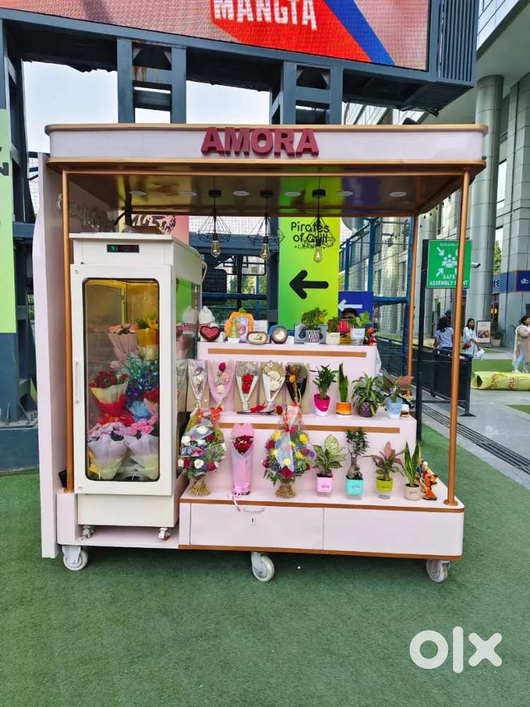 Counter sales manager (Female)