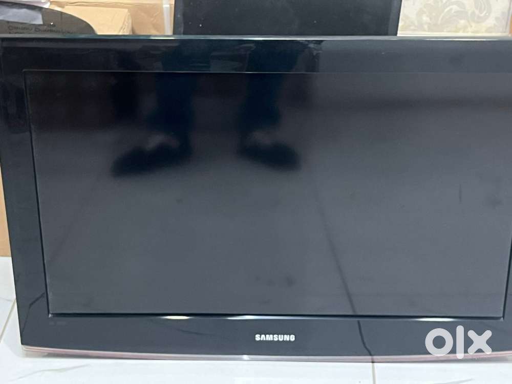 Samsung 32 inch LCD