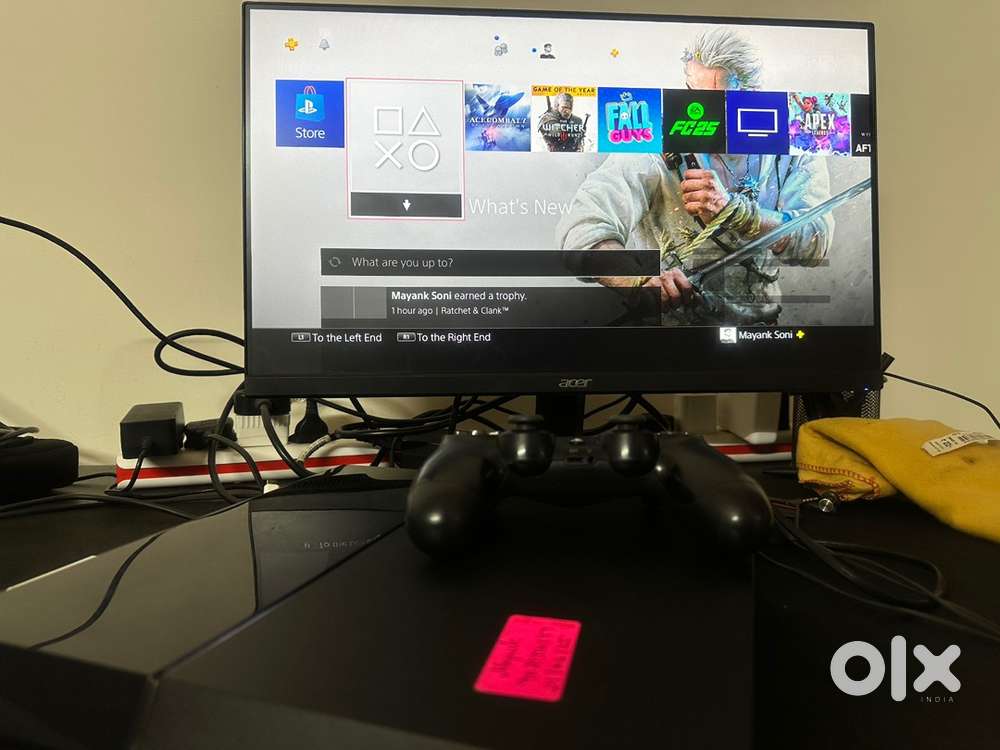 Ps4 fat in great condition
