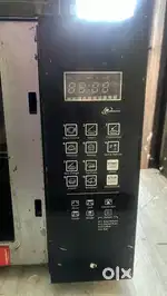 Microwave oven