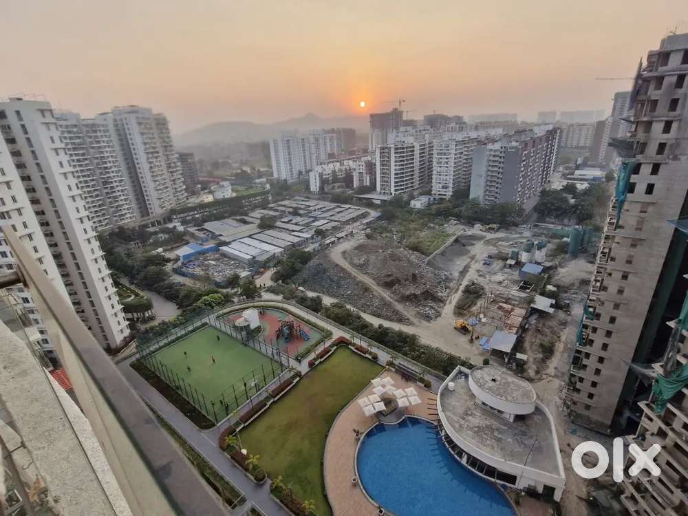 Require flatmate(s) to share a room with single occupancy