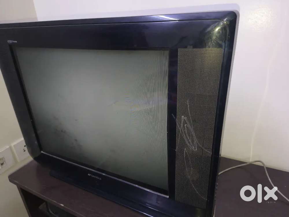 CRT tV good Sansui brand