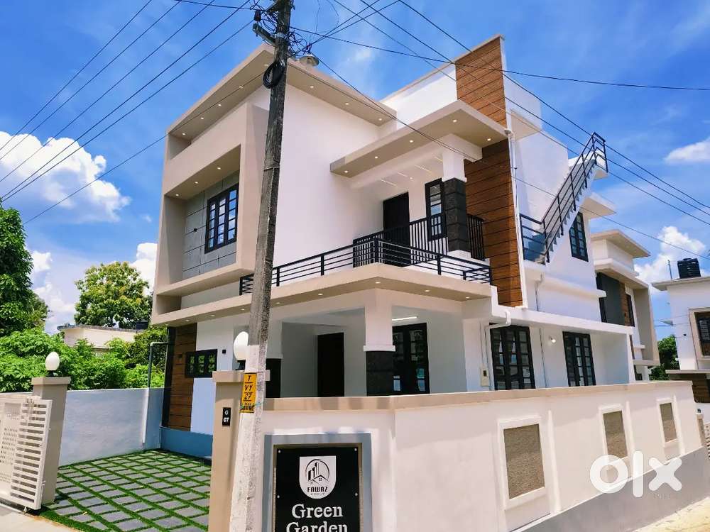 3 bhk New villa Kakkanad Thevakkal kuzhivelippady well water 2 car