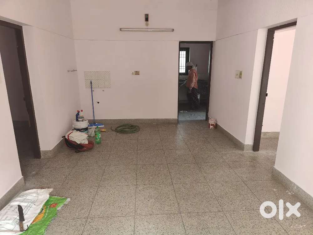 2 bhk first floor house for rent in LIC Lane Pattom