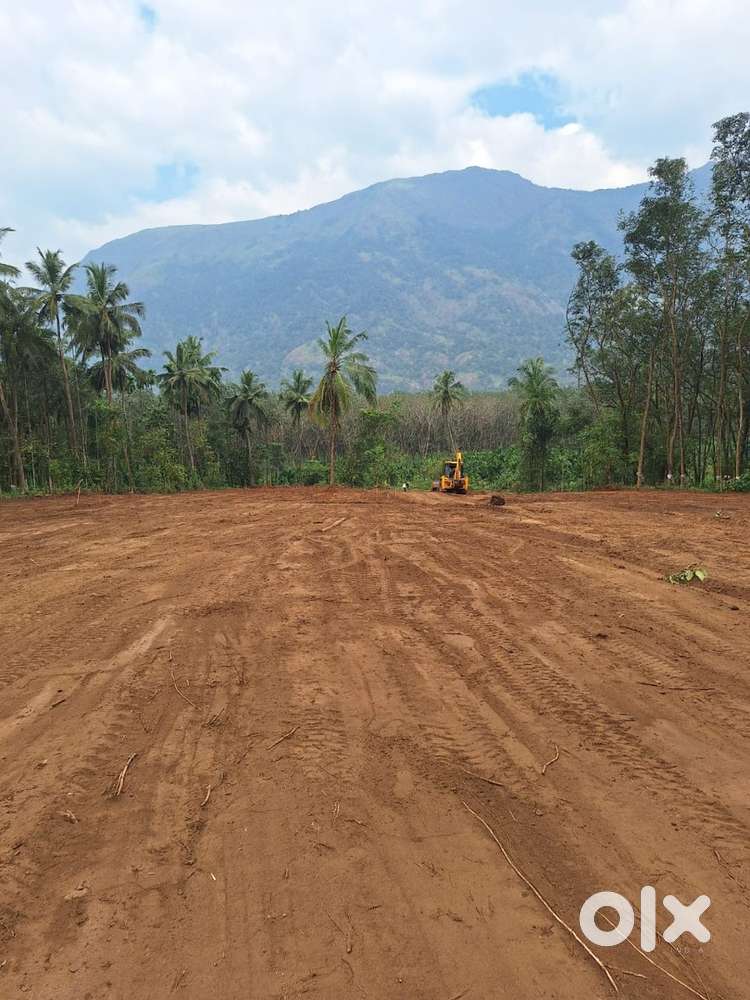 House plots PARAMBU for sale@ Mylumpulli, Mundur