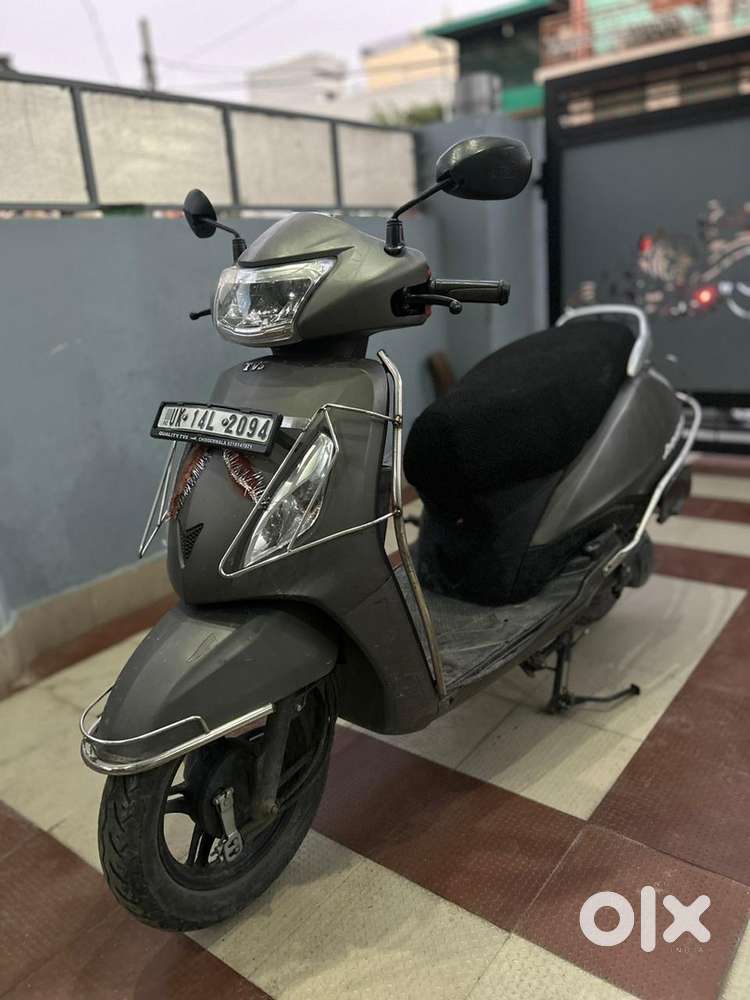 tvs jupiter 2024 model very less used with finance facility available