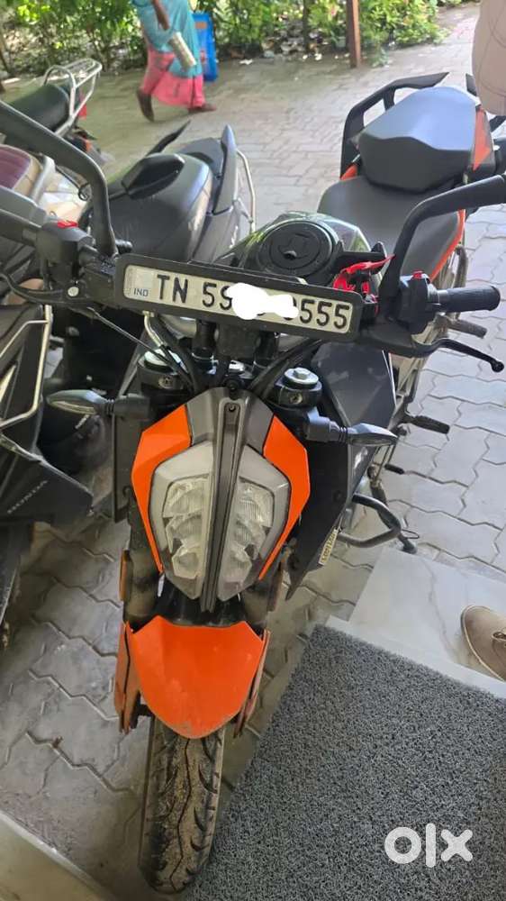 KTM duke 200 ( june 2025 registered fancy number )